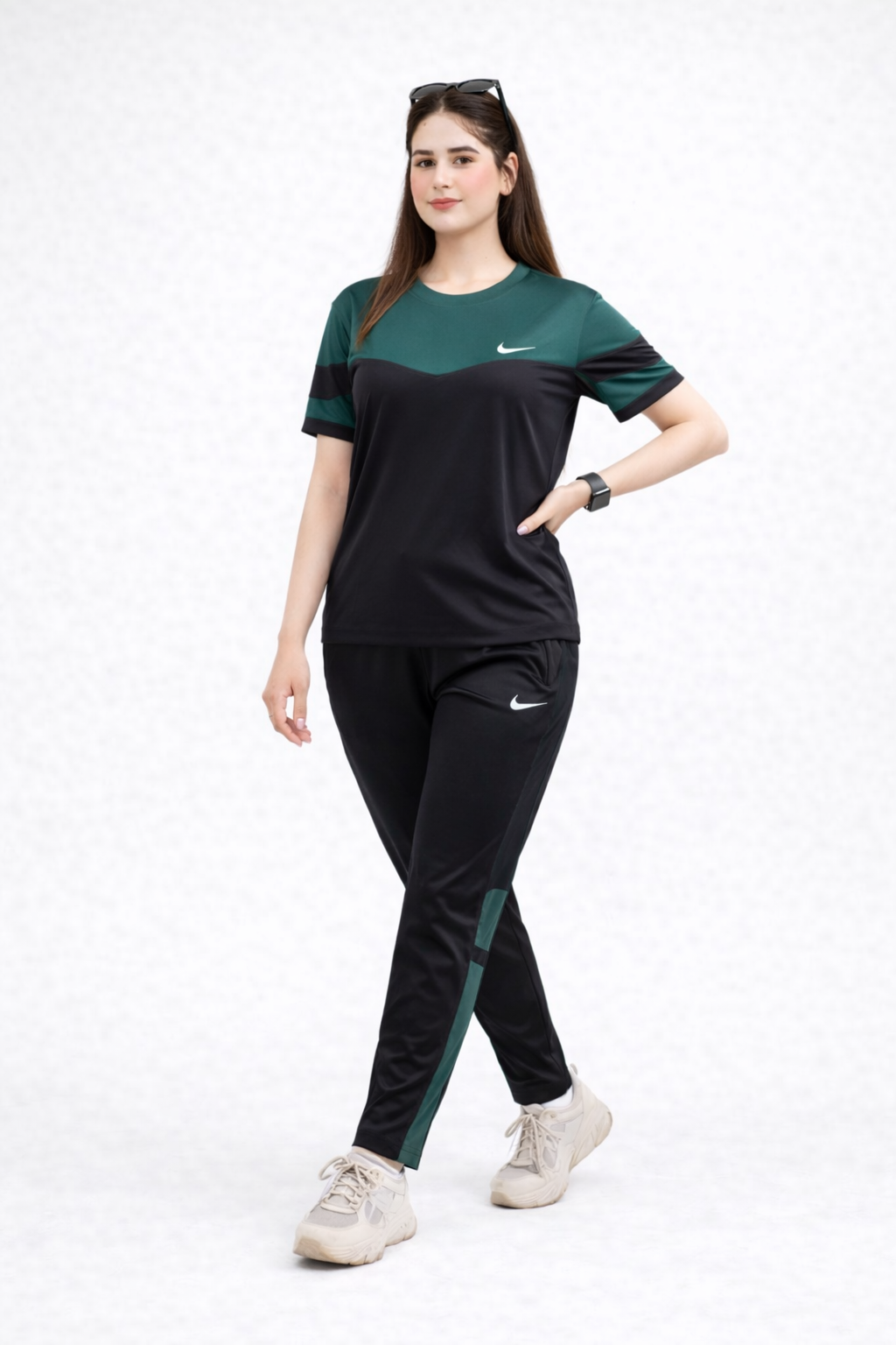 Nik Green & Black Dri-Fit Tracksuit - L