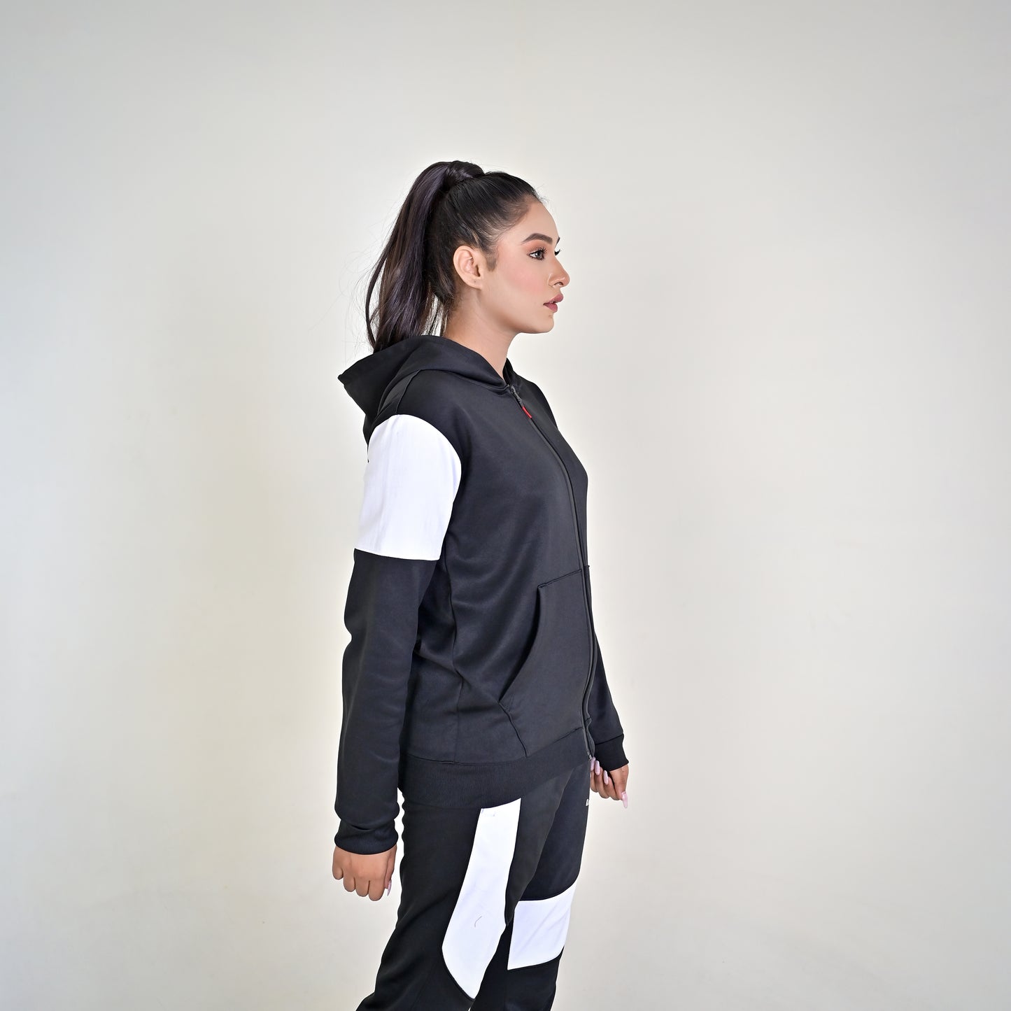 KF Black & White Full Sleeves Winter Tracksuit - Female