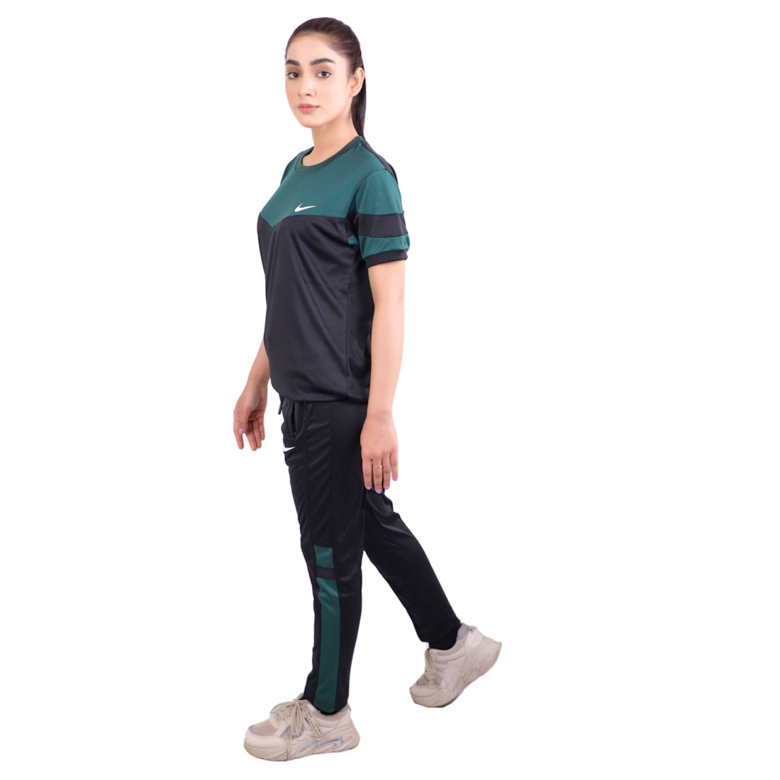 Nik Green & Black Dri-Fit Tracksuit - L