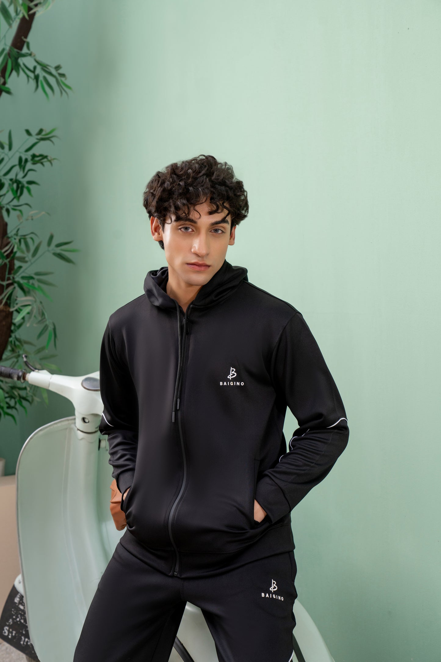 Black Momentum Tracksuit | Imported Scuba Fabric | 4-Way Stretch