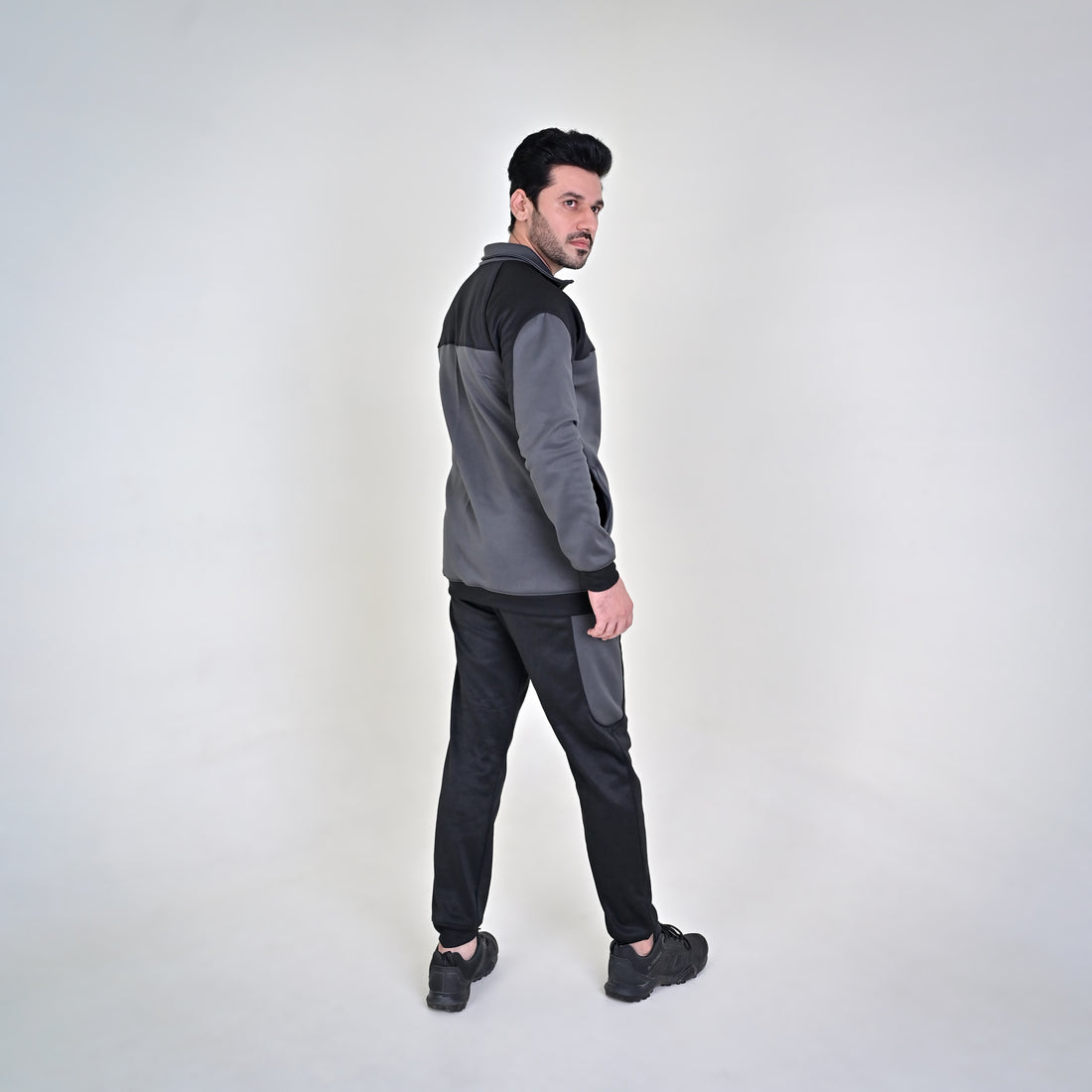 KF Gray & Black Full Sleeves Winter Tracksuit