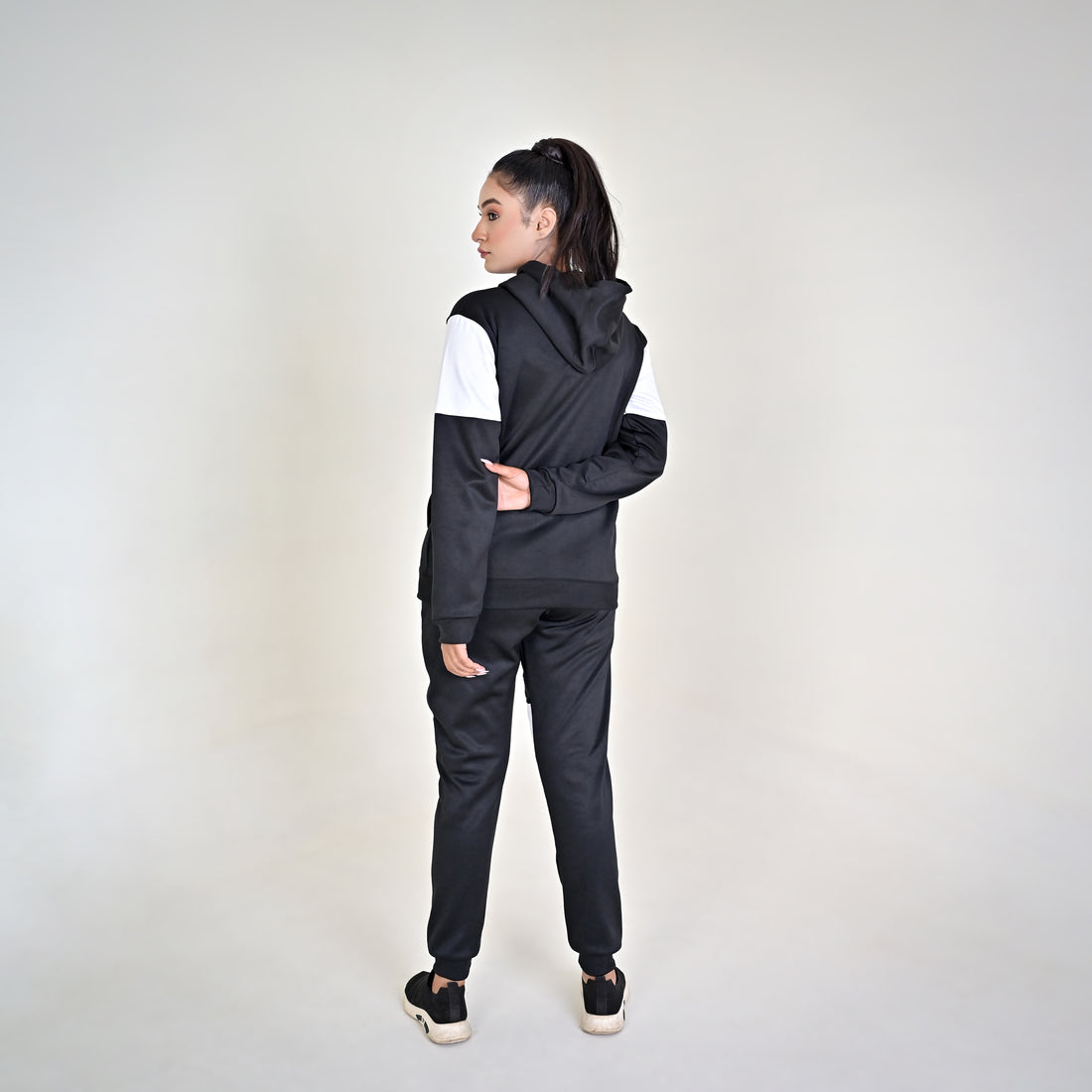 KF Black & White Full Sleeves Winter Tracksuit - Female