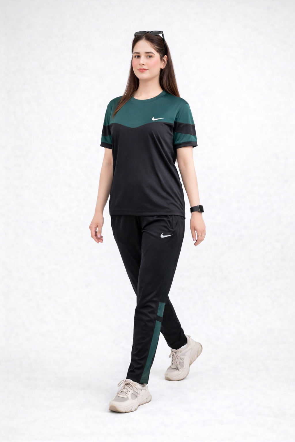 Nik Green & Black Dri-Fit Tracksuit - L